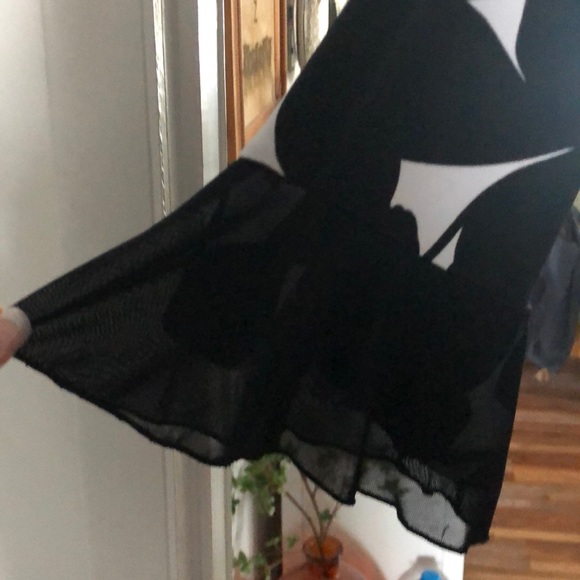 Top - Picture 3 of 4